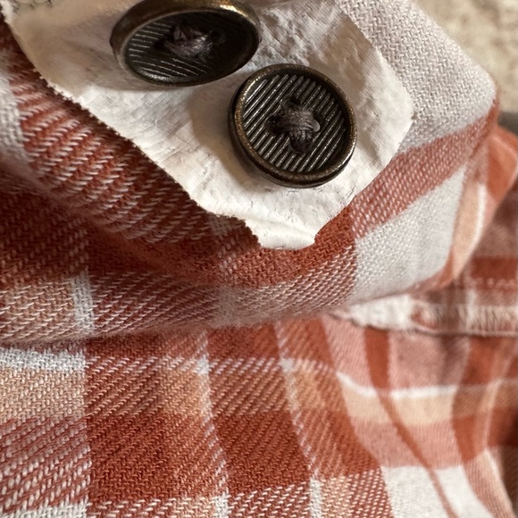 BKE Rust and Cream Plaid Shirt - Medium - Picture 8 of 9